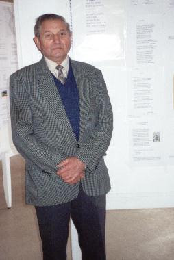 Marcel COURAULT au Mur de poésie de TOURS 2001.
