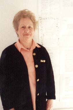 Gisèle BARDON COCHIN au Mur de poésie de Tours 2001.