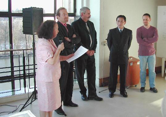 Inauguration du "Mur de poésie de Tours" 2003 - Présentation de l'exposition par Catherine RÉAULT-CROSNIER, organisatrice.