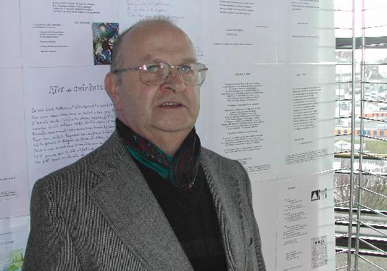 Jacques BESNARDEAU au Mur de poésie de Tours 2003.