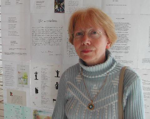 Anne MAILLET au Mur de poésie de Tours 2003.