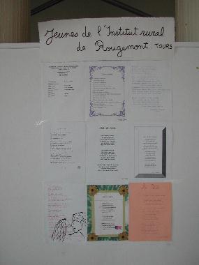 Panneau des poètes de l'Institut rural d'éducation et d'orientation du Val de Loire "Rougemont", exposé au "Mur de poésie de Tours" 2003.