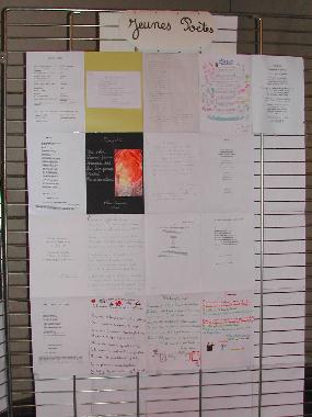 Panneau des jeunes poètes exposé au Mur de poésie de Tours 2005.
