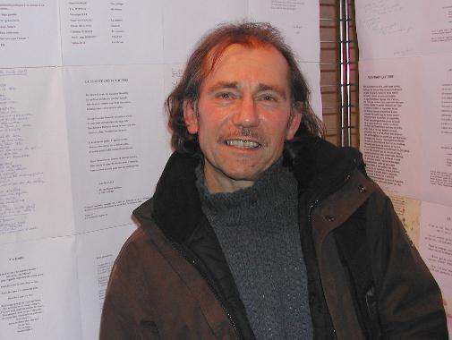 Michel CAÇAO au Mur de poésie de Tours 2006.