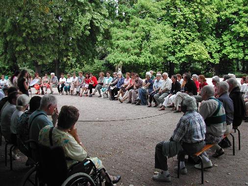 7èmes Rencontres littéraires dans le jardin des Prébendes à Tours, le 5 août 2005 sur Alain Borer.