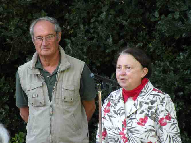 Jean-Luc Moreau et Catherine Réault-Crosnier, le 31 août 2012, lors de la rencontre littéraire dans le jardin des Prébendes à Tours.